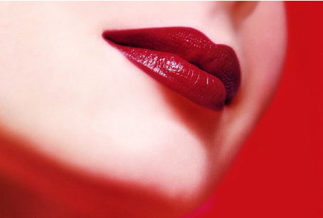 常见的丰唇的材料都有哪些